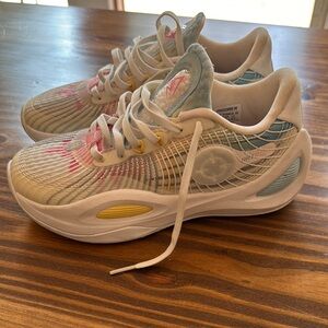 Rigorer AR1 Ice creams Mens Handball Shoes - Size US 6.5 EUR 37